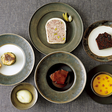 おうちでフレンチのコースが楽める『オテル・ド・ヨシノ』＆『レストラン・アラジン』のこだわりセット【料理したくない日の自分へご褒美】