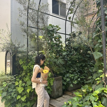 大人レッドの華やかアフヌンで女子会