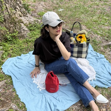 小物で効かせる大人カジュアルコーデ