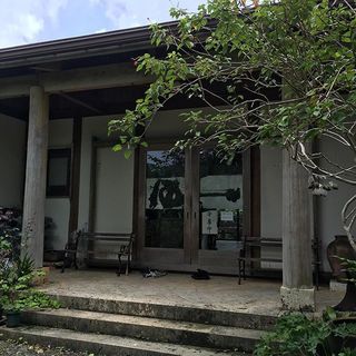 ペルシャブルーの器を探しに