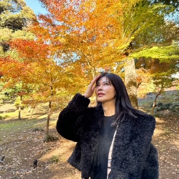 アラフィーの紅葉狩りはここ。秋色に染まる六義園