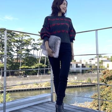 ハート柄ニットでタイ料理とアクセサリーのWSへ