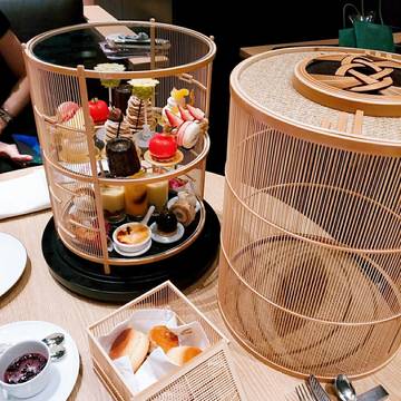 大人気のアフタヌーンティー♪