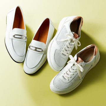 エクラ副編集長Uの春コーデは白い靴2足で軽快に【おしゃれプロのスニーカーともう一足】