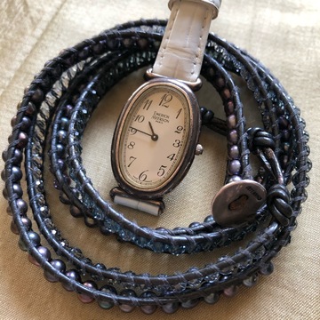 左手首のおしゃれ