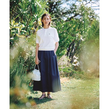 白×ネイビーでつくる夏のトラッドカジュアルなら、猛暑日も涼しい顔でおしゃれを楽しめる！最高気温35℃｜7/13(土)【50代の毎日コーデ】