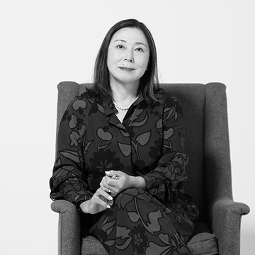 【作家・桐野夏生さんインタビュー《前編》】最新作のテーマは“代理母”。桐野さんが“女と社会”にこだわる理由