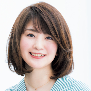ゆるいひし形で丸顔をコンパクトに“すっきり印象ボブヘア”【50代髪型・ヘアスタイル】