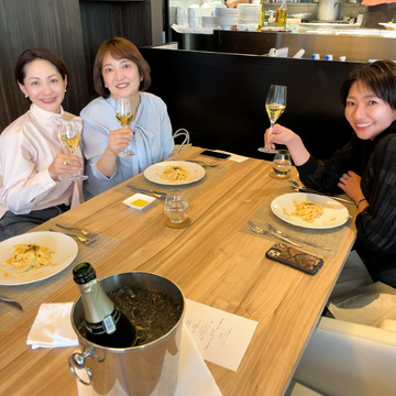 華組ワイン愛好会 @ Mercedes me Tokyo UPSTAIRS