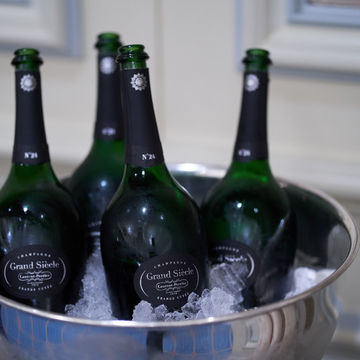 “偉大なる世紀”を祝う幸福のシャンパーニュ、「ローラン・ペリエ グラン シエクル NO.24」【飲むんだったら、イケてるワイン／特別編】