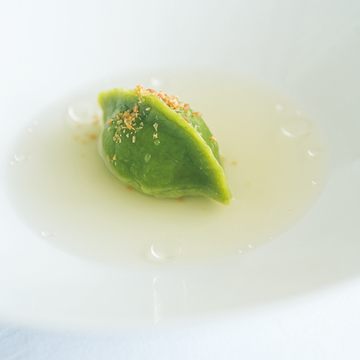 紀尾井町に移転した中国料理15年の名店『赤坂 桃の木』