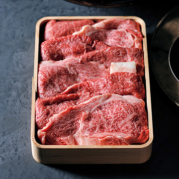 明治時代から続く松坂牛専門店『和田金』のすき焼き用特上肉【最大級に気分が上がるお取り寄せ】