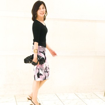 私の華出しコーデ、柄スカートが主役