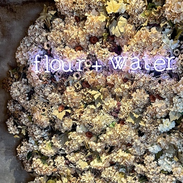 行列のできるカフェランチ　中目黒 flour＋water  （フラワーアンドウォーター）【中目黒】