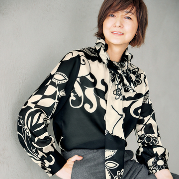 【リュクスなグレー＆上品ブルーを味方に】大人に似合う「ハナエモリ」の華やぎアイテム