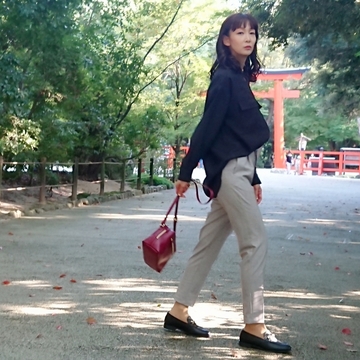 GUの「ライトなグレー」パンツで2年ぶりの京都へ