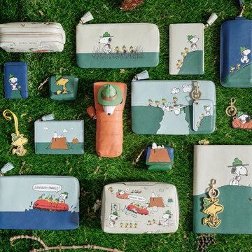 【アニヤ・ハインドマーチ】ピーナッツとのコラボ第２弾！スヌーピーやウッドストックをあしらったキュートなアイテムが登場