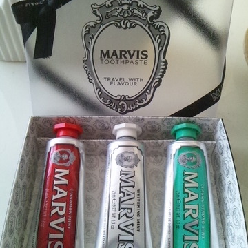 絵の具ではありません