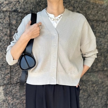 ＼復刻アイテム深掘り／着丈違いを選べる！”E by eclat大人の使えるカーディガン”【50代ファッション】