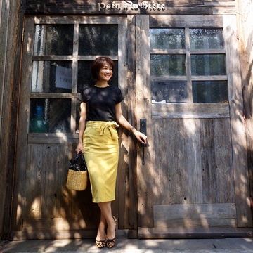 秋色コーデュロイスカート