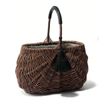 「Pale Jute」のバスケット、「VITTORIO VIRGILI」のパンプスで春のおしゃれが動きだす！