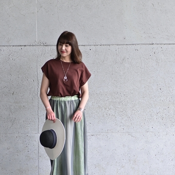 GUのトップスで初夏コーデ