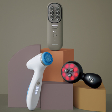 【50代の感動美顔器】鵜飼香子さんが厳選！メイクのりのいい肌をつくる美顔器3選