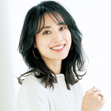 長めヘアを今っぽいこなれヘアに！ちょい巻き応用テクニック【ストレートアイロンちょい巻きLESSON】