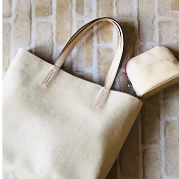 この1ヶ月半作っていたトートバッグが完成しました♪