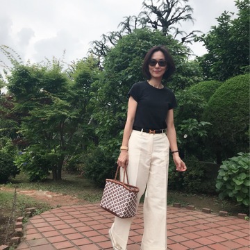 私の黒・白・カーキのTシャツコーデ☆