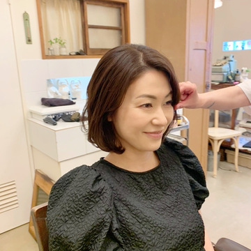 【アラフィフ ヘアスタイル】６月のミディアムヘアメンテナンス。