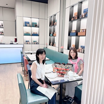 eclat Jマダム同期のまいさんと