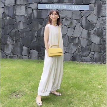 ZARAイエローバッグでガウディ展