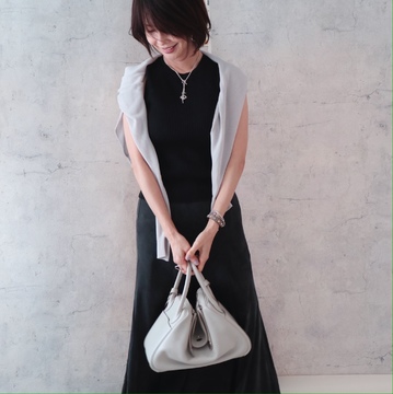 ONにもOFFにも♪ ユニクロカーデ