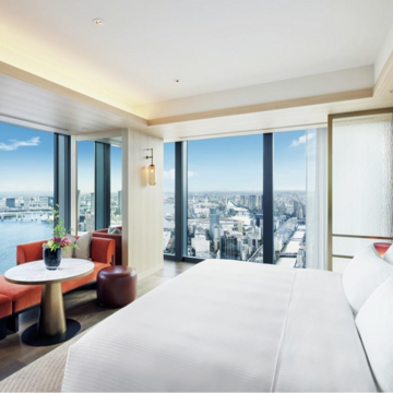 海と空と東京タワーを眺める最新のラグジュアリーホテル『フェアモント東京』
