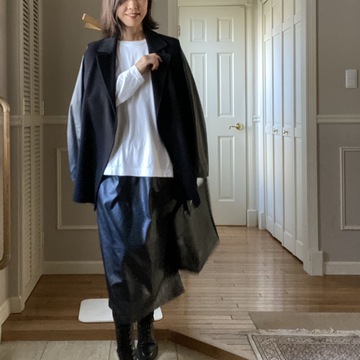 気軽に楽しめるエコレザースカート