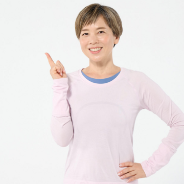 熱帯夜でもぐっすり眠って自律神経整える！橋本はづきさんの「50代 夏バテ解消！快眠エクササイズ」vol.1 寝る前ストレッチ編