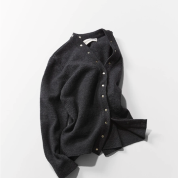 50代の心をくすぐる！おしゃれプロがこぞってお買い上げするカーディガンとは？