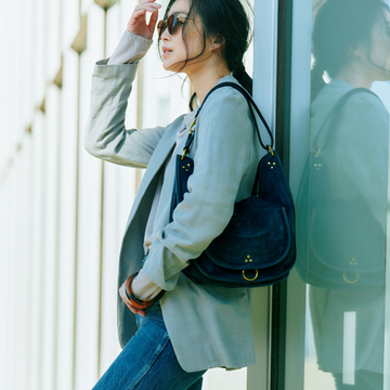 【50代をきれいに見せるデニムコーデ】レディライクなフラット靴×デニムで新鮮スタイル