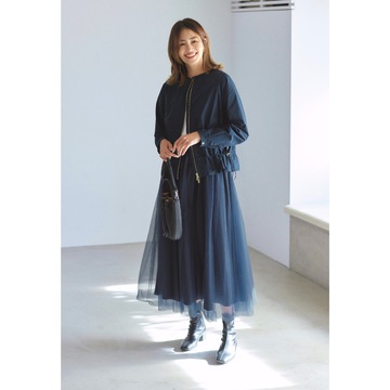 絵になるチュールスカートは、スポーツミックスで印象をリフレッシュ！最低気温12℃｜4/13(土)【50代の毎日コーデ】