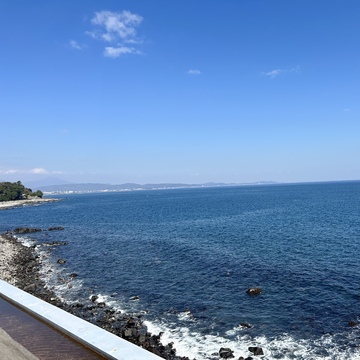 春の海へ。熱海で温泉三昧。