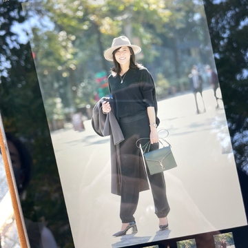 「上も下も黒」スタイルを極める！黒好きには嬉しい特集です