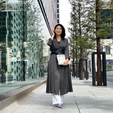 春コーデは色物をプラス