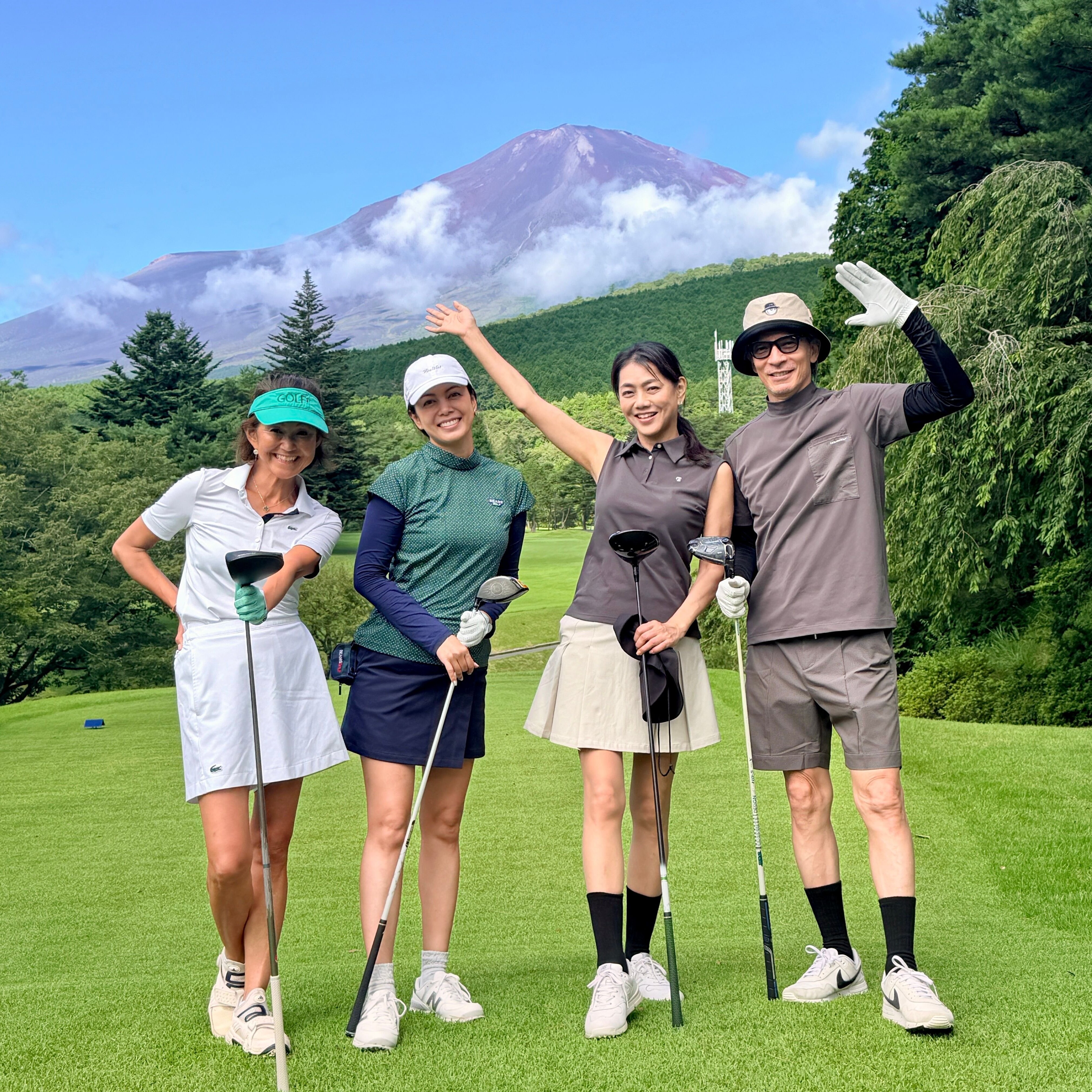 マエノリさんご夫妻、中林美和さんと『GORA KADAN FUJI GOLF』へ。美しいコースでラウンドを満喫してきました【松井陽子の「エクラ ゴルフ部へようこそ！」vol.20】