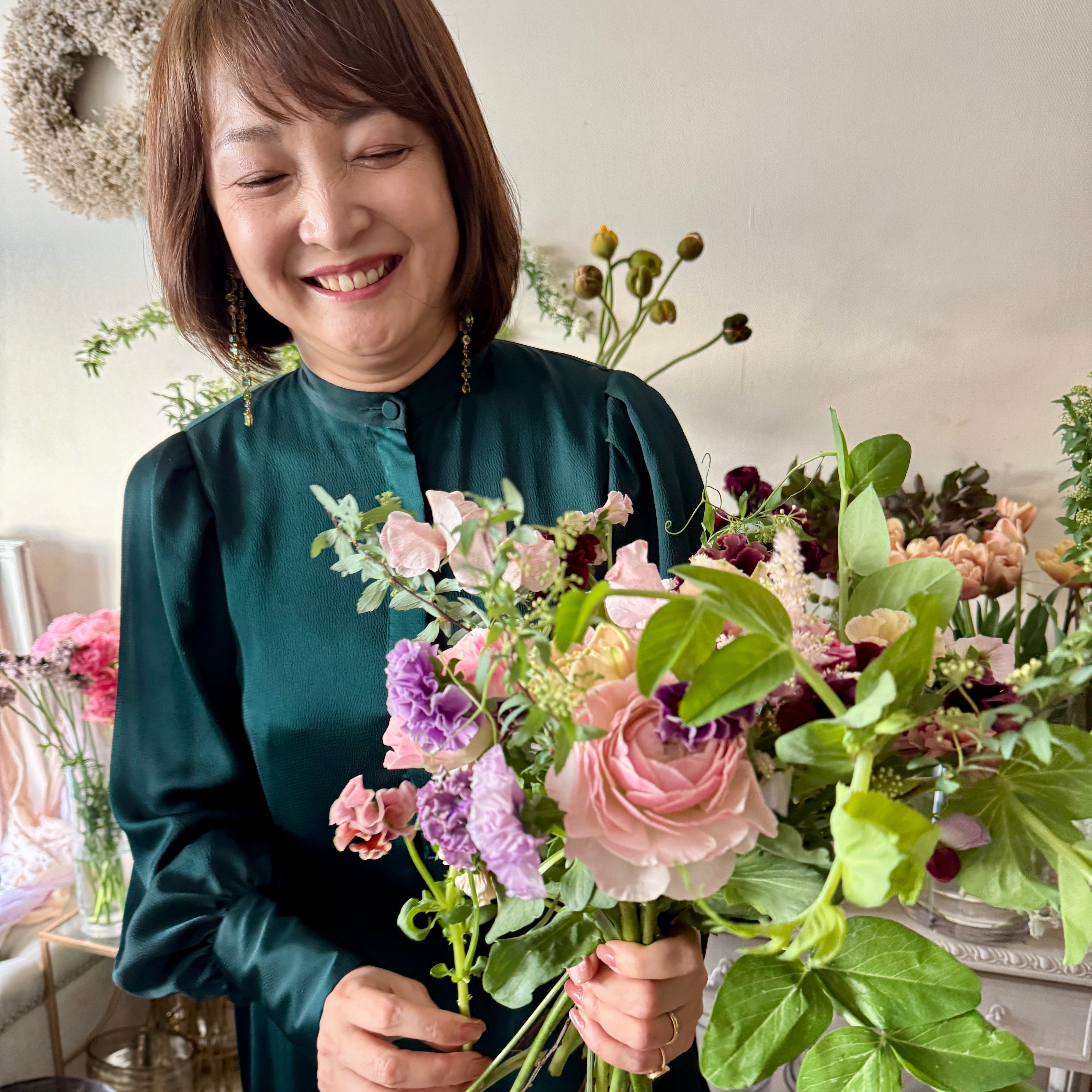 楽しいフラワー教室・フリルパンジーで春色ブーケ