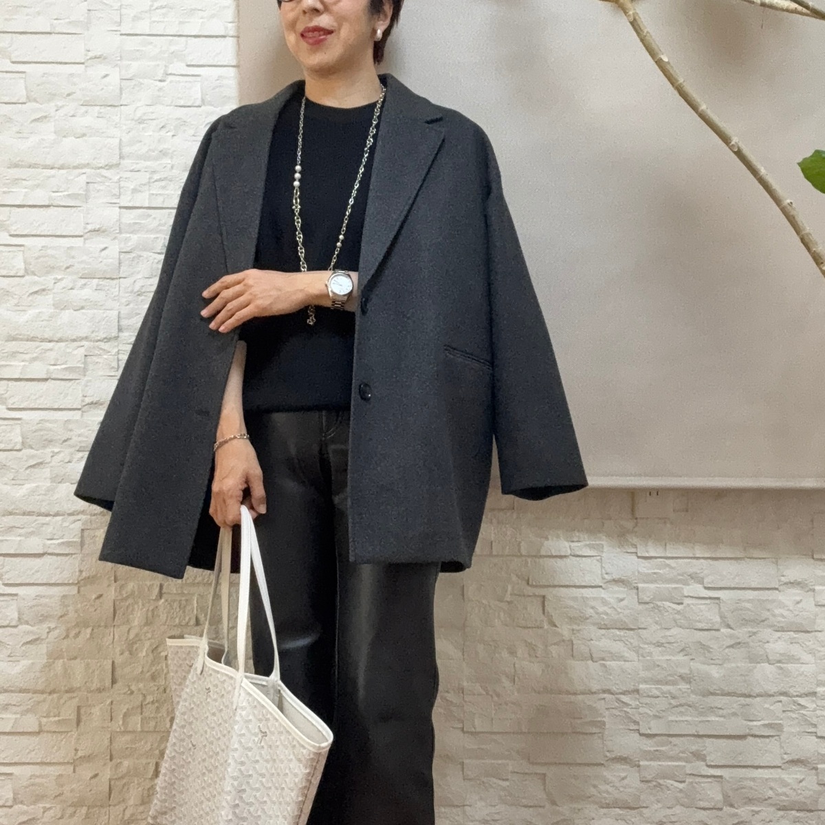 50代GUレザーパンツコーデ