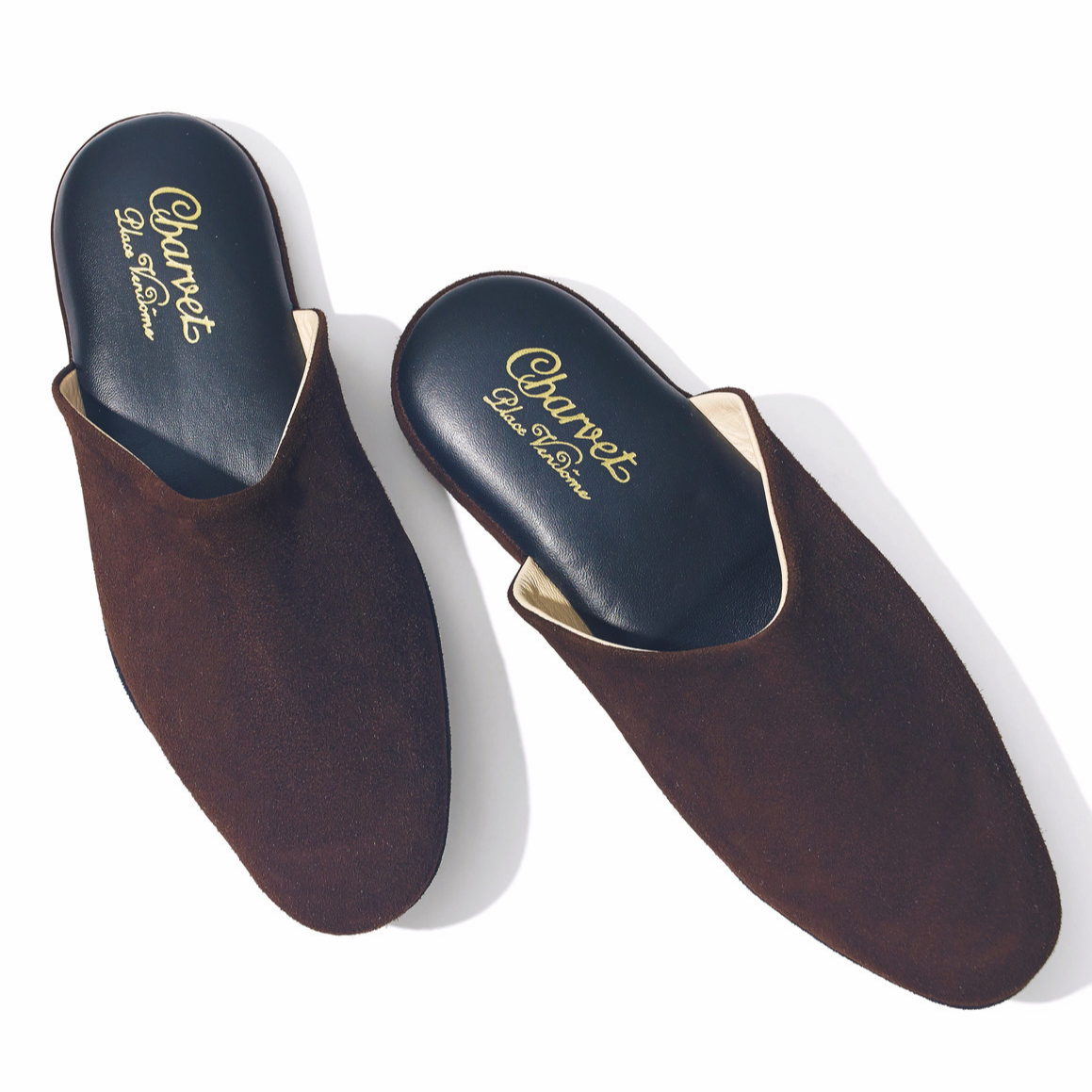 毎日の暮らしに投資を。リファ バイタルウェアの羽毛枕、シャルべのスエードスリッパなど