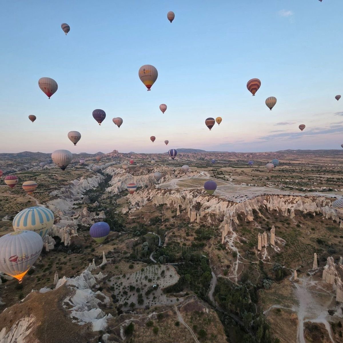 【トルコ🇹🇷カッパドキア】人生で一番美しい空へ✨気球フライトで出会った忘れられない景色