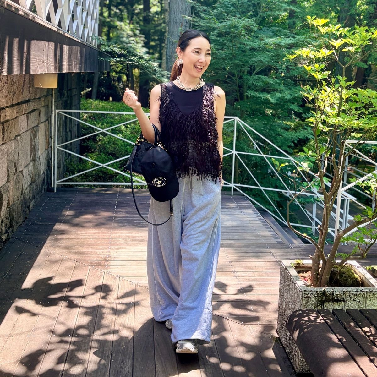 大人のスウェットコーデ&ちょっぴり怖い夏の思い出