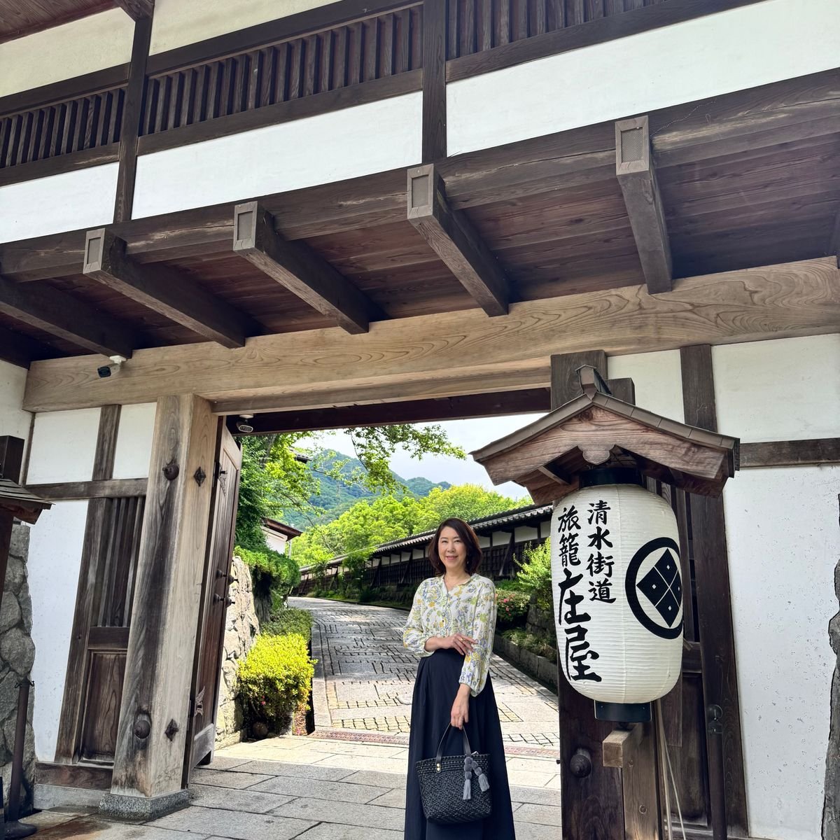 趣あるレトロモダンな空間で特別な時間を！夫婦で過ごす大人の贅沢な群馬温泉旅